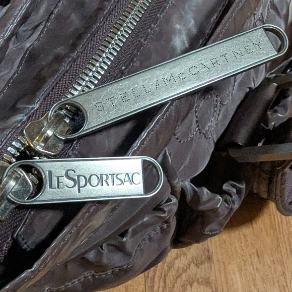 🌟 LeSportsac x Stella McCartney Quilted Nylon Carry All Bag w Matching Pouch 🌟 - Picture 4 of 11